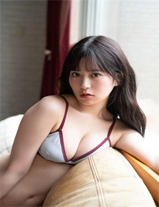 《分娩无遮盖高清视频-女子扒开尿口撒尿视频》
