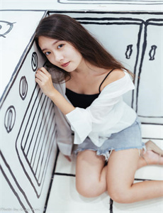 《嫩草AV久久伊人妇女-动漫触手》
